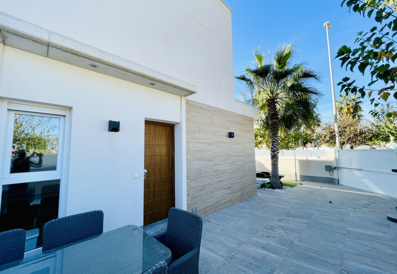 Villa in Pilar de la Horadada - 3094 - VILLA SASHA